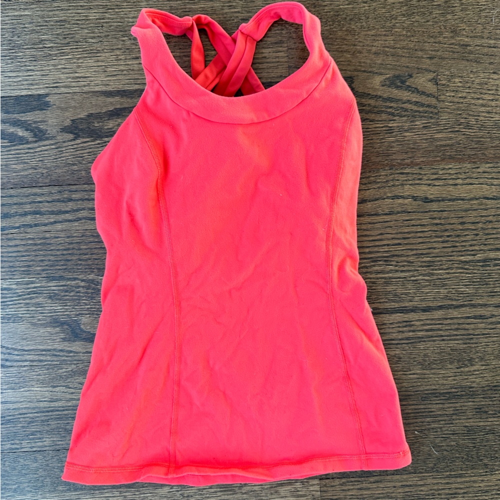 Lululemon size 4 red tank with built in bra! ❤️